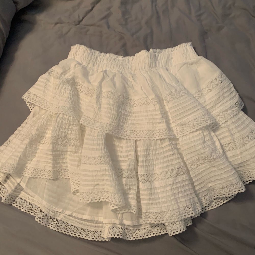 aerie rock n ruffle mini skirt in white